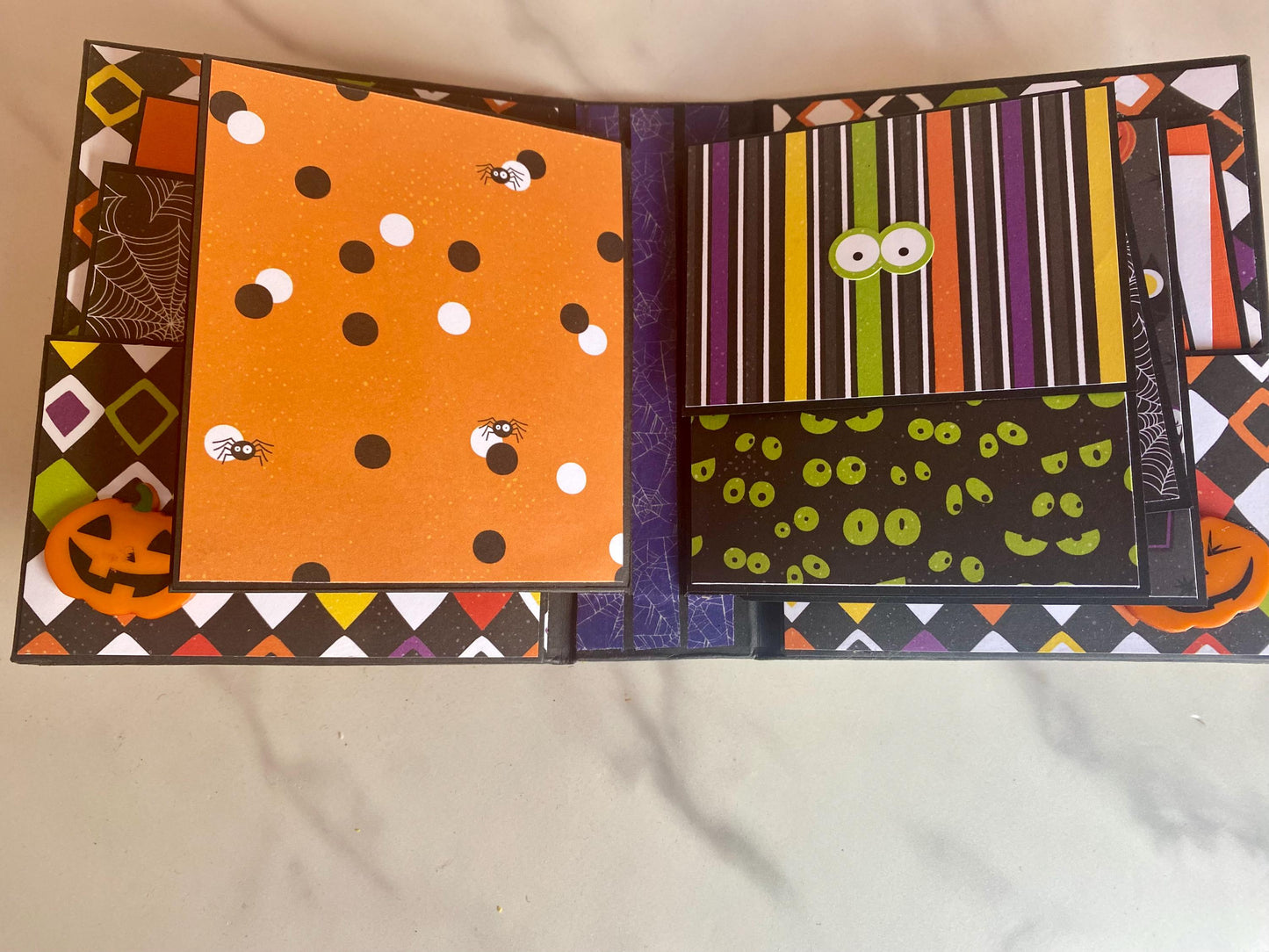 EEK Halloween Theme Mini Album