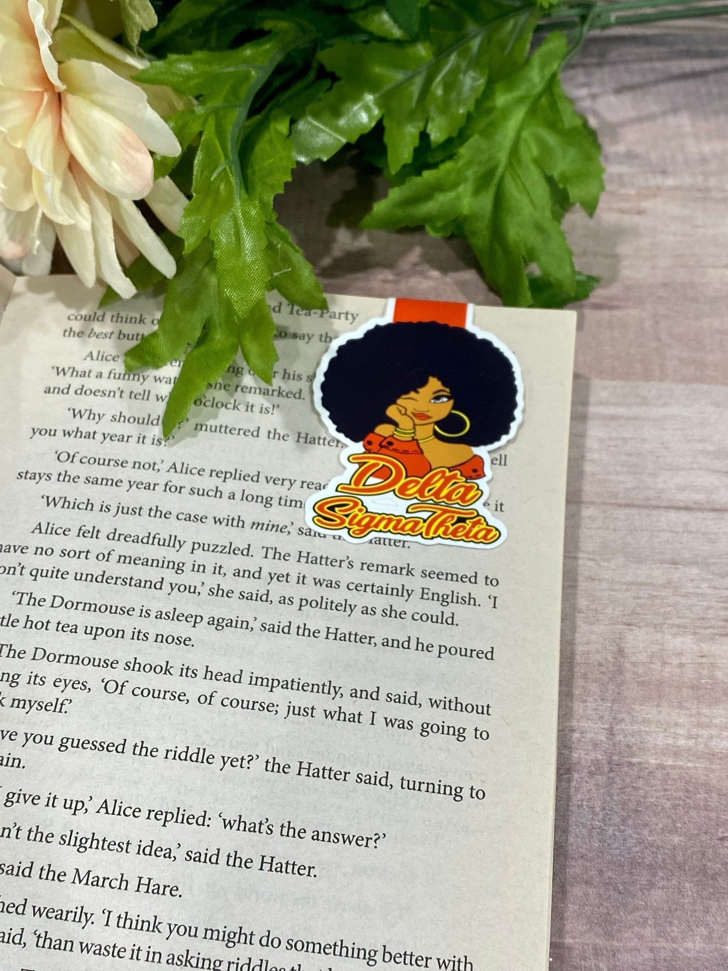 Delta Sigma Theta Sorority Magnetic Bookmark