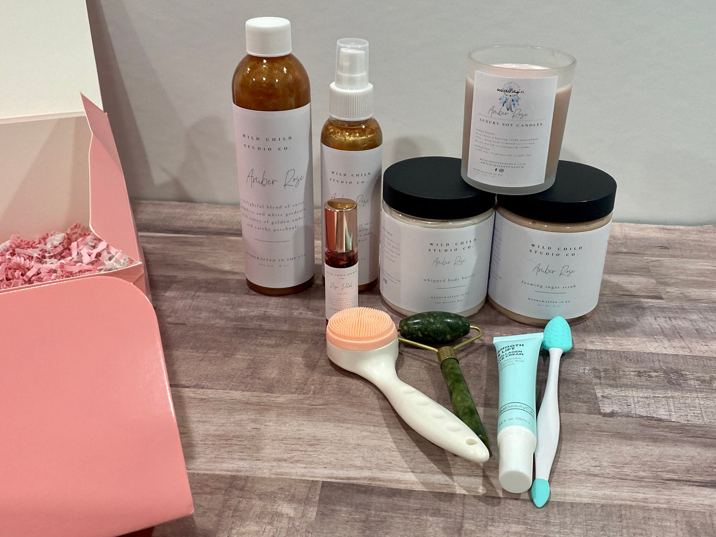 Mother's Day Skincare Spa Gift Box- Handmade Organic Products! Spa Gift Set Ready to Ship