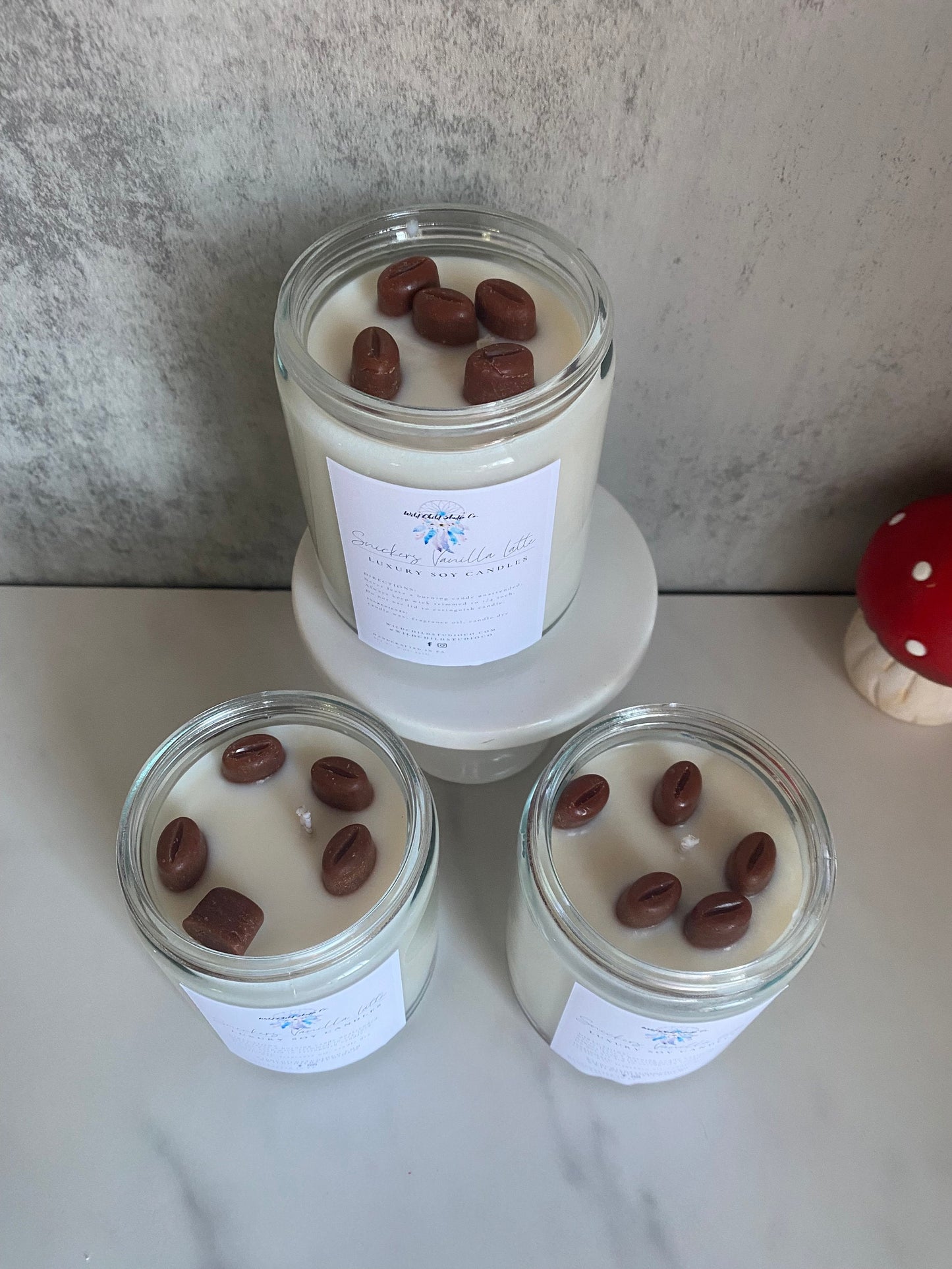Snickers Vanilla Latte Hand Poured Soy Candle 8 oz