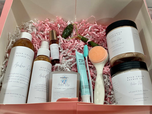 Mother's Day Spa Gift Box: Organic Skincare Set, Soy Candle